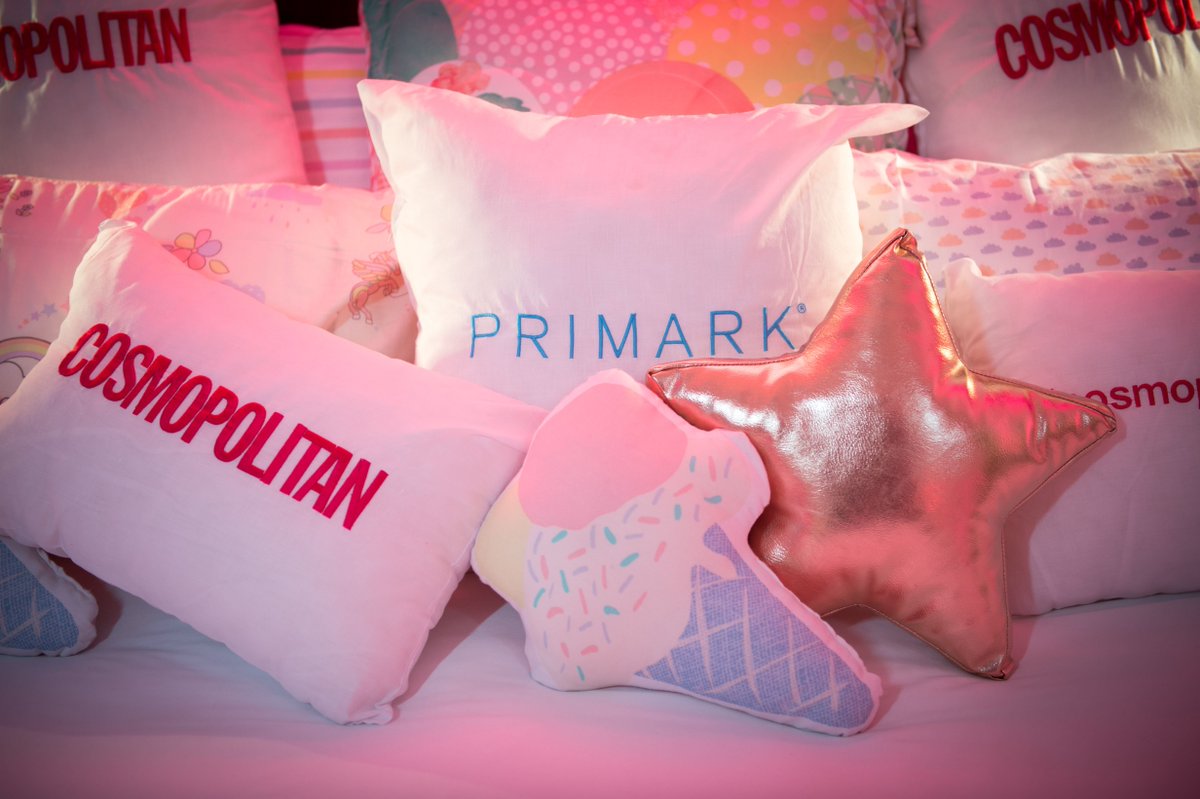 Primark's tweet photo. Échale un vistazo a nuestro #CosmoPyjamaParty 😍 https://t.co/aT9tK1pT6B