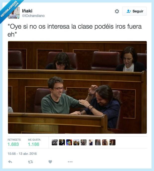 pasme100's tweet image. En clase, todos los dias, todas las horas. Pero siguen "aprovando".
#GINF