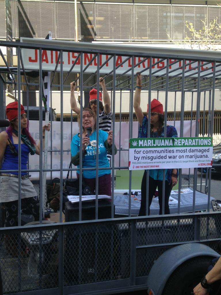 leGAYlize's tweet photo. Always great to see Elvy Musikka speaking the truth! #JailIsNotDrugPolicy #StopTheHarm https://t.co/LJVRUMVuYd