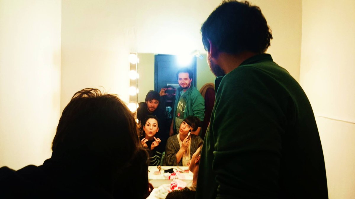 nutopiamusica's tweet photo. Preparando el #REESTRENO de #ELAMIGODEMIHERMANA este MIÉRCOLES 20 de Abril a las 20:15H VEN a #TEATROLARA #OFFLARA https://t.co/Btr4E7kPeV