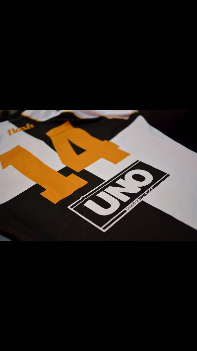 elrugbydelcae's tweet photo. Camiseta Temporada 2016! https://t.co/5hCali8qpu