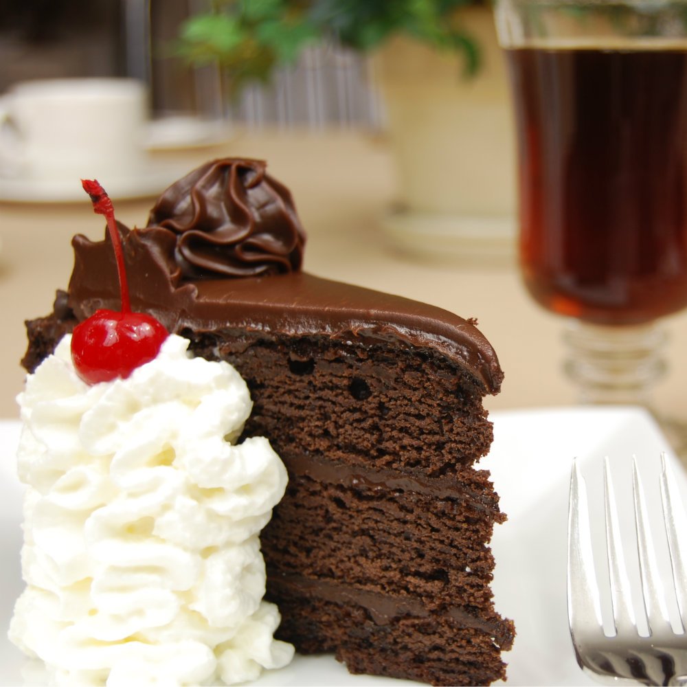 seriagenial's tweet photo. cenar esta tarta de chocolate. https://t.co/gbLzUFcLd6