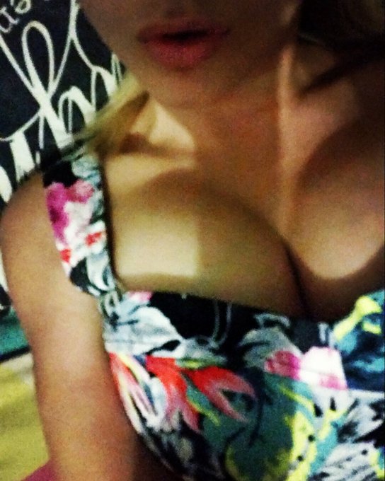 I ❤ my @GUESS Crop Top.. 😍🔥 #natural #boobs #nobra #playboy #playmate #leilascott #sexy #Selfie #follow<a class="tags" target="_blank" title="On Twitter" href="/?out=eyJ0eXAiOiJKV1QiLCJhbGciOiJIUzUxMiJ9.eyJpYXQiOjE3MjcyNjIxNTAsImlzcyI6InR3cG9ybnN0YXJzLmNvbSIsIm5iZiI6MTcyNzI2MjE1MCwiZXhwIjoxNzU4Nzk4MTUwLCJyZWRpcmVjdF91cmwiOiJodHRwczovL3R3aXR0ZXIuY29tL0dVRVNTIn0.0srOuW_qRYn24Gt3WabOcZYZFZgmVxQ777xtuspU1DCNUyVCR5b0WbJ72AE1zbj9fxmqMPWM52CfvjuB3Fj3iQ">@GUESS</a><a href="/tag/natural"class="tags">#natural</a><a href="/tag/boobs"class="tags">#boobs</a><a href="/tag/nobra"class="tags">#nobra</a><a href="/tag/selfie"class="tags"><span>#selfie</span></a><a href="/tag/playboy"class="tags"><span>#playboy</span></a><a href="/tag/playmate"class="tags"><span>#playmate</span></a><a href="/tag/follow"class="tags"><span>#follow</span></a><a href="/tag/sexy"class="tags"><span>#sexy</span></a><a href="/tag/like"class="tags"><span>#like</span></a>