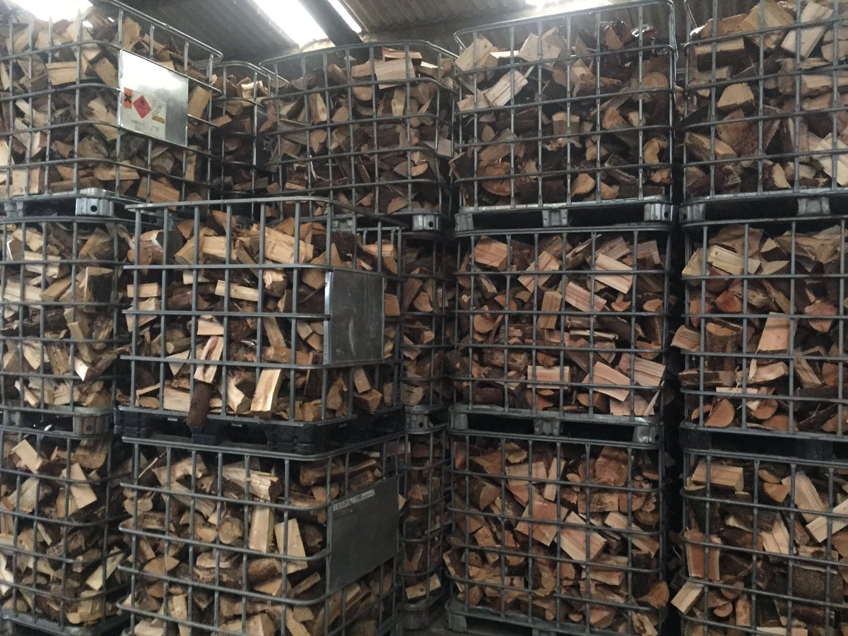 lucyslogs's tweet photo. #harrogatehour we supply #kilndried logs #seasoned logs to all areas #quarrylogs https://t.co/inqjUTewJt