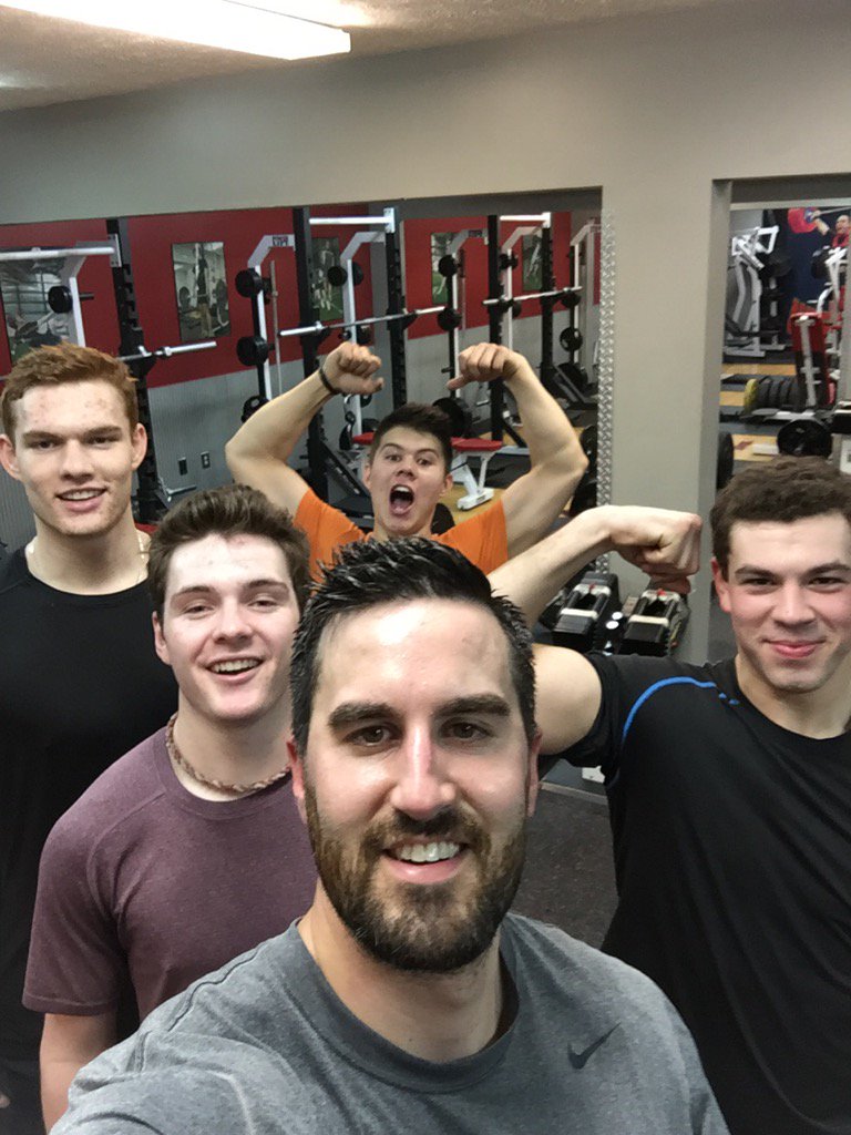 Grind today with the <a href="/OmahaLancers/">Omaha Lancers</a> still in town #offseasongrind @codyfleck @JBrysoN_18 <a href="/johnwojo3/">John Wojciechowski</a> <a href="/Bmcmanus7/">Brannon McManus</a>