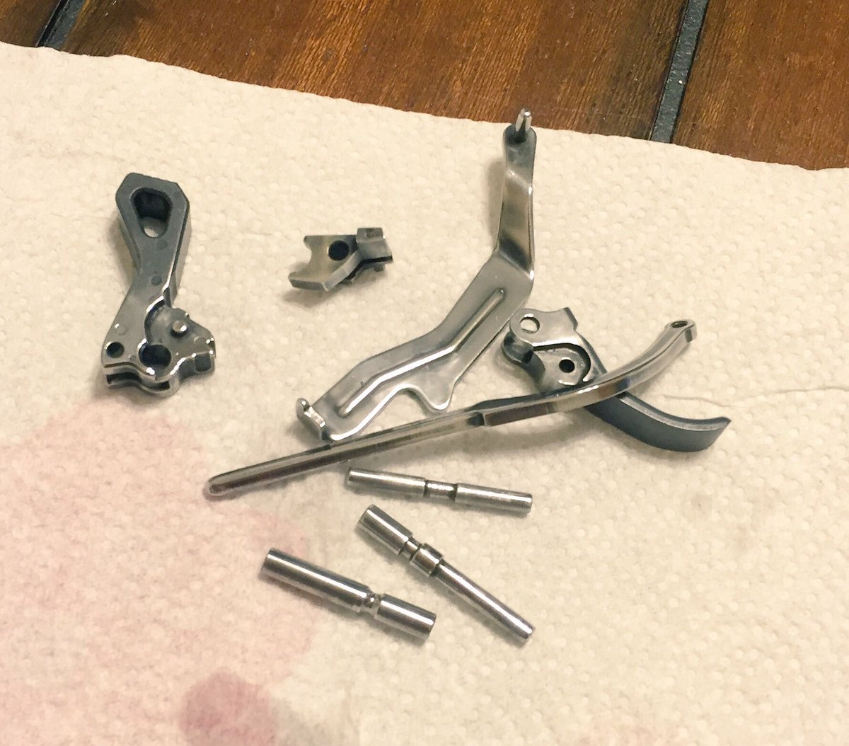 SalesDaddy88's tweet image. My buddy, Jeremy Howey, polished the internals on my #CZ #P07. Gonna be a beast setup for #IDPA and #CCW. @CZUSA