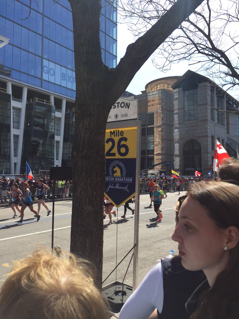 TheBostonBanana's tweet photo. Surprise surprise guess where I'm at today?! 🏃🏻🏃🏻🏃🏻🏃🏻💪🏻#BostonMarathon #boston2016 #BostonStrong https://t.co/xSqUrdkcsO