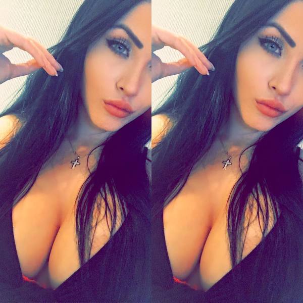 DailyReup's tweet image. This girl is...

UNBELIEVABLE -&amp;gt;bit.ly/1Sl9pgs