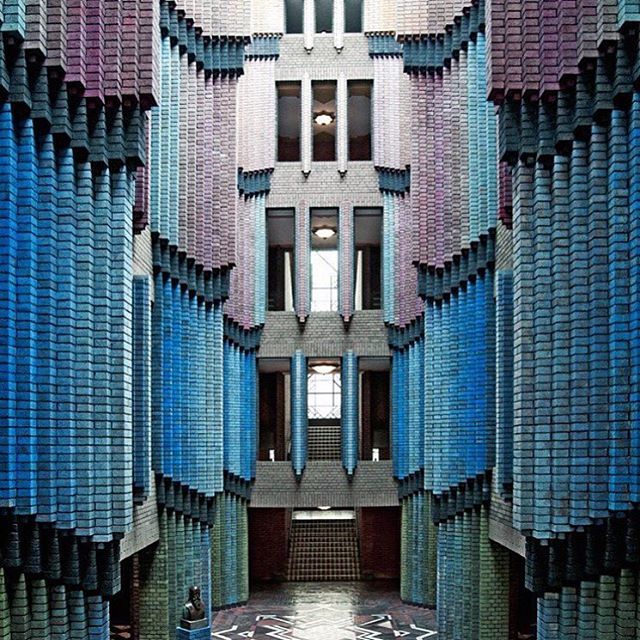 andreasdecamps's tweet photo. 👾.
–
#WBBricksInteriors #WBBricks #VisualJourney #DesignBlog #InteriorDesign #Art #Architecture #Lifestyle #Desig… https://t.co/u95tgIxz9U
