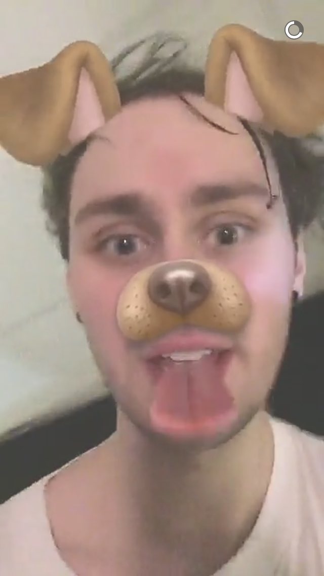 FiveSOSsupport's tweet photo. Michael // via @5SOS snapchat https://t.co/TZXgVlIIbR