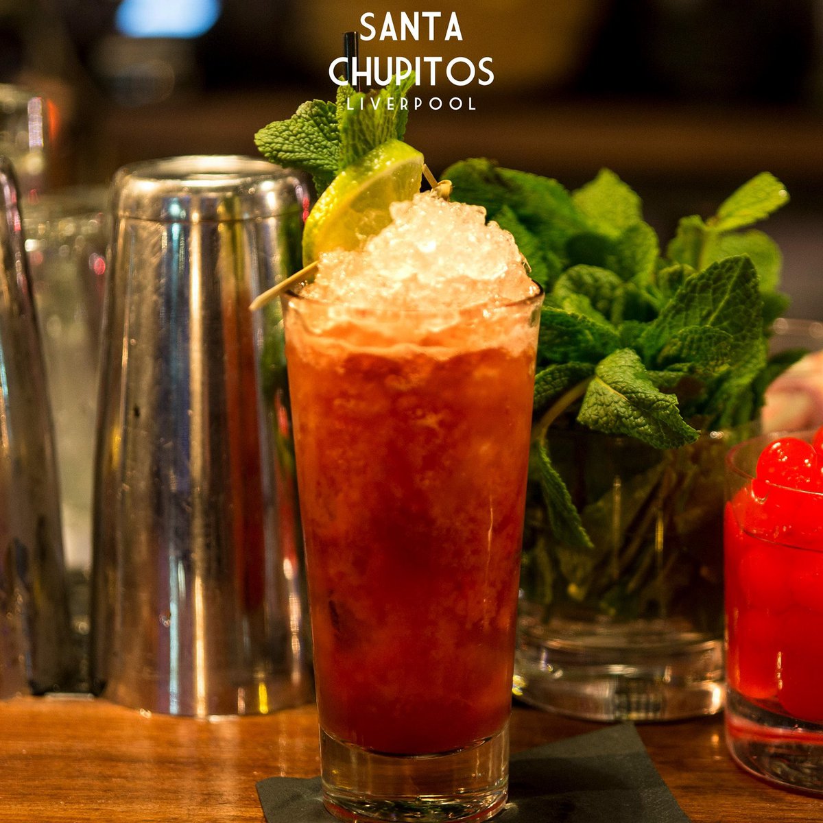 santachupitos's tweet image. NEW COCKTAIL | 
Georgetown Grog | 
Skipper's dark rum, fresh lime, pineapple juice, bitters, jam and grenadine. 🌴