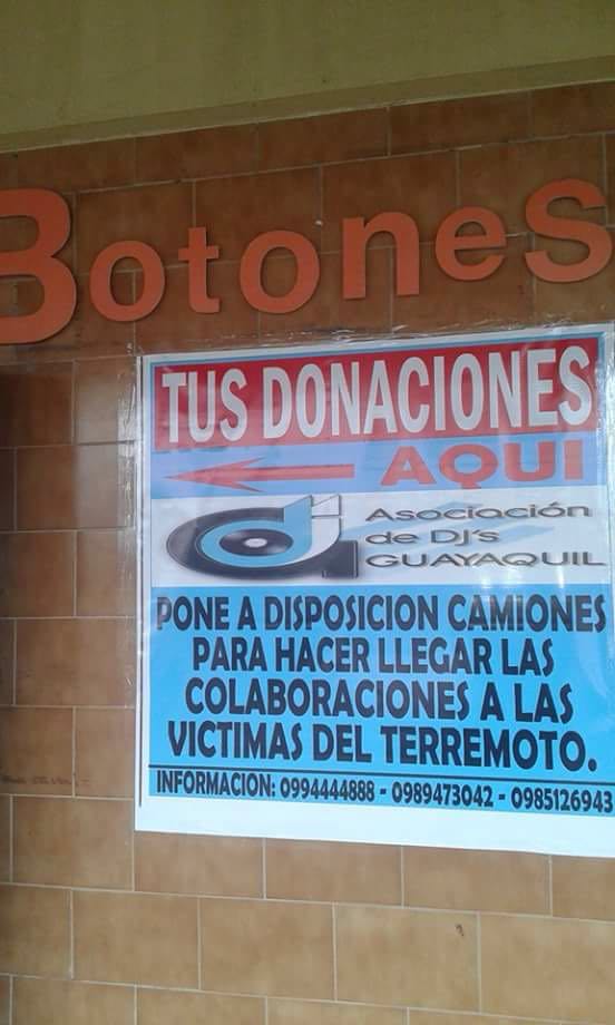kennethapalv's tweet photo. Contamos con cuatros camiones que esperamos llenar y salir mañana de viaje, esperamos sus donaciones #PrayForEcuador https://t.co/tQQgvK8RD8