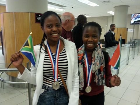 JulzJoubert's tweet photo. Two CT Matrics have discovered low-cost ways to reduce the amount of mycotoxin in maize - they will save many lives! https://t.co/jGlDI5Xtrd
