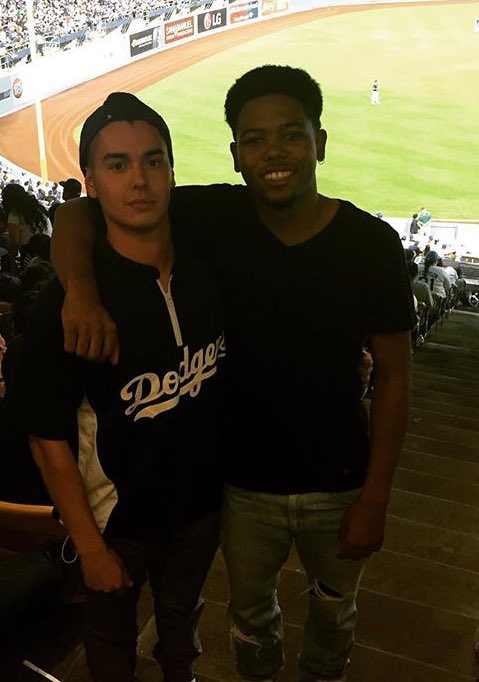 yaboySC's tweet image. Salute, badet Alex bottello tryna pop bottles on yo bday nigga rns from day 1 @alex_botello_ 💯 #alexfromtarget 5'6"