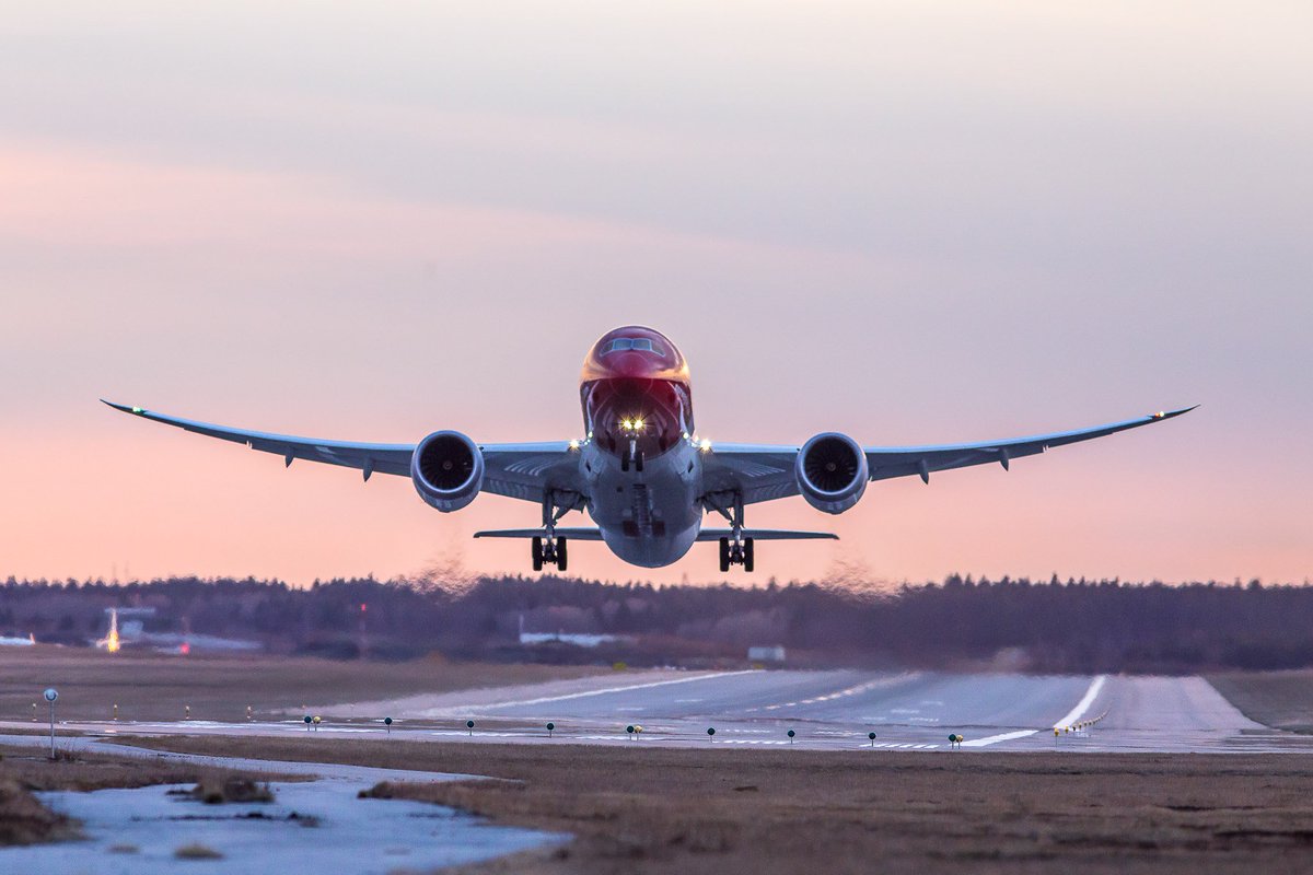 AtTheDrop's tweet photo. Discover real trans-Atlantic flight bargains
via @CNTraveler | #valuetravel
Like it? Retweet https://t.co/rp7vJpMN1q https://t.co/K1lOTzBS28