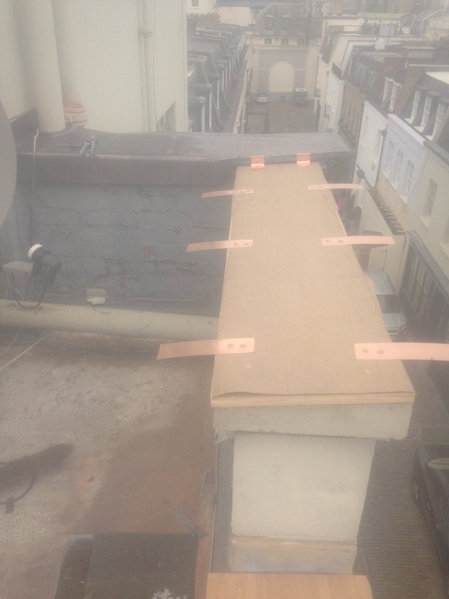 paul_roofing1's tweet photo. #leadcapping #roofing #chelsea lasts 100 years https://t.co/ULFsjEYVkm