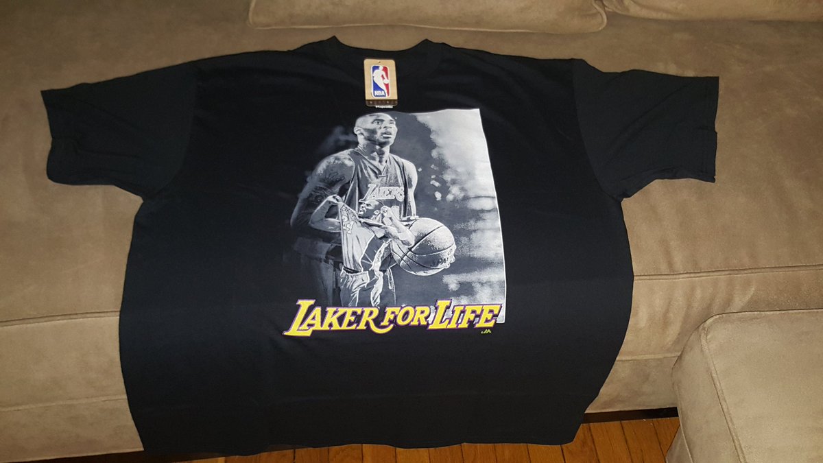 ever1_01's tweet photo. I walk in from work to this @kobebryant #LakeForLife T, my daughter was born in 95 Kobe is all she knows after Ever! https://t.co/C4LcKVMRem