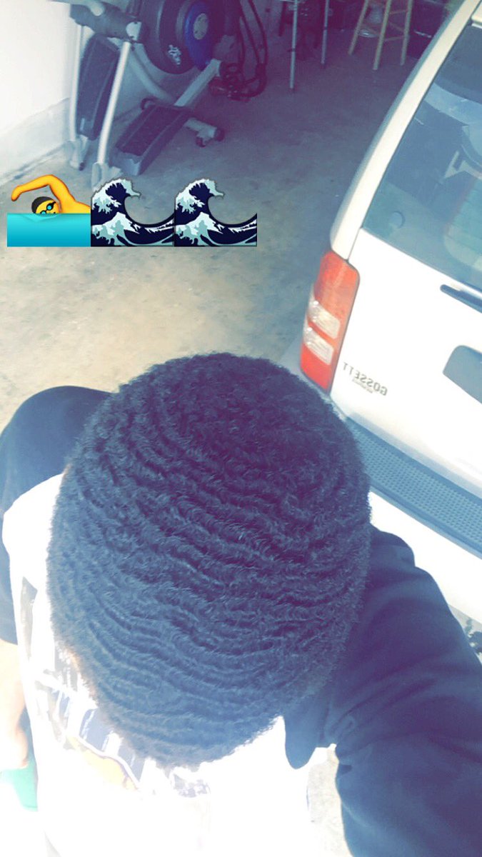 RealPShit__'s tweet image. #waveprogress 🌊🌊🏊🏊