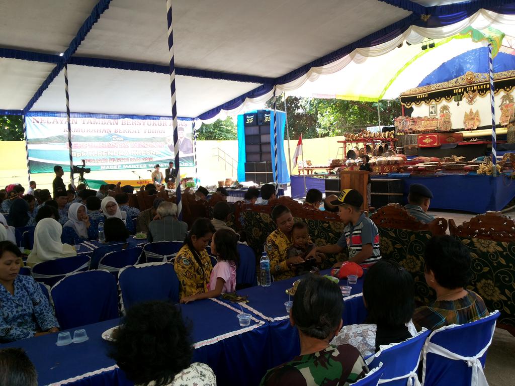 Syukuran Pantai Tamban 2016 , 18 April 2016. Cc : <a href="/pak_rendra/">H. Rendra Kresna</a> <a href="/wedanthara/">Rajabally</a>