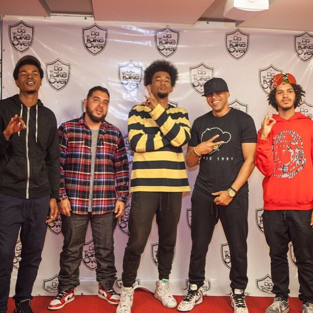 DaTakeOver034's tweet photo. It's up #DaTakeOverPodcast with @madegroceries iTunes #Subscribe #Listen #Review (Link in Bio) #MG1593 #RIPBEEZLE https://t.co/r8whIvv5oa