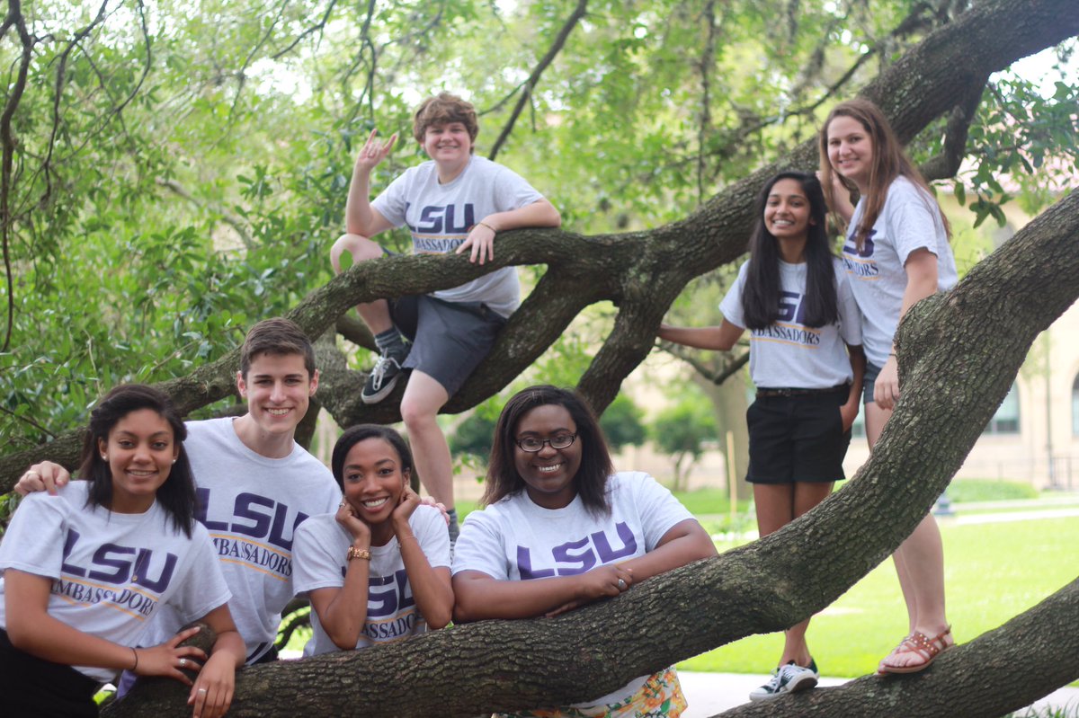 asia_natrese's tweet photo. Life as a TIGER🐅💛💜 #FOAP2016 #LSUAMB https://t.co/u5ji4p4v4f