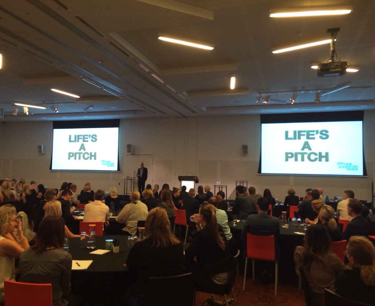 Meetings_Events's tweet image. Life&apos;s a pitch! With @AndrewAtLunch #MEAMelb2016 #BreakConventions