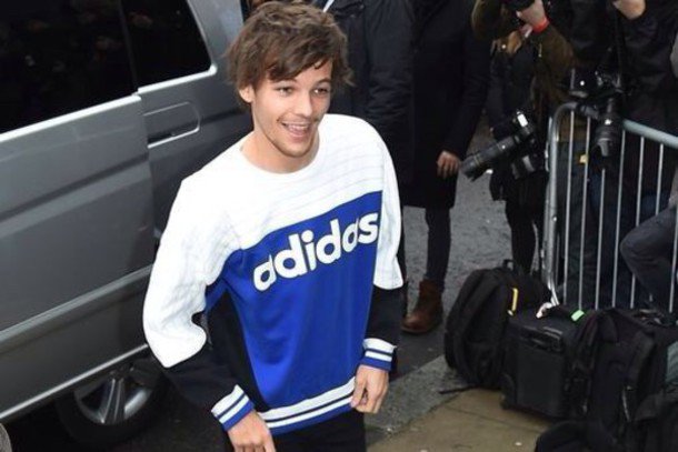 Relación Consecutivo ensillar on Twitter: "LOUIS TOMLINSON IS ADIDAS NO SE QUE ESPERAN PARA PONERLO COMO  MODELO DE LA MARCA Y HACEN ALGO BIEN NO SE https://t.co/TclD8NaZgw" /  Twitter