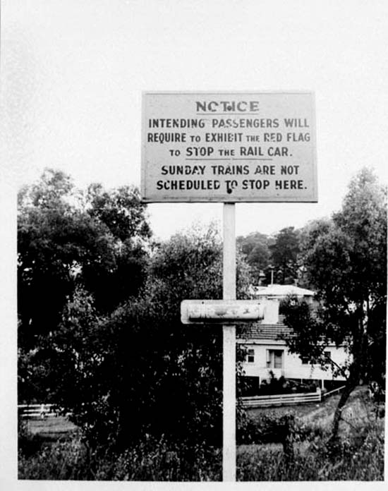 OuterCircleLine's tweet photo. Ron Killeen speaking at Balwyn Library tomorrow, part of Australian Heritage Week. Deets: https://t.co/Sjpzskhnte https://t.co/zQVIk0RdqD