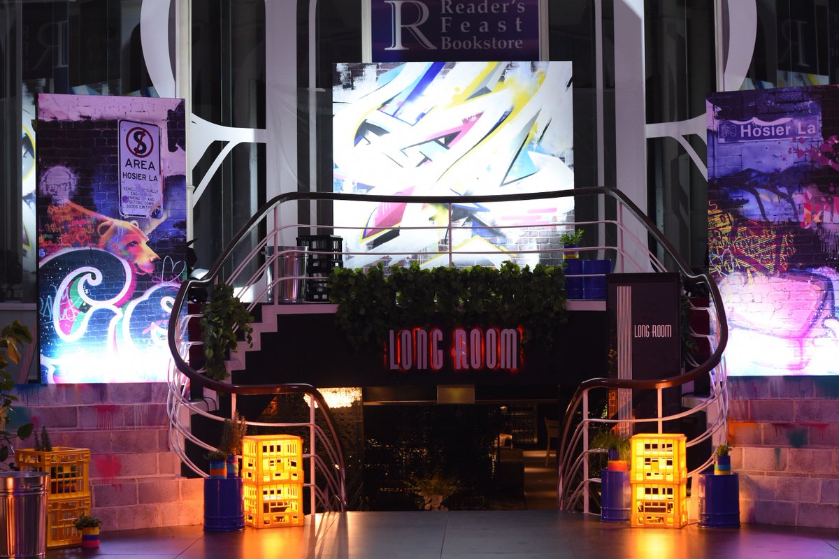 jakcreative's tweet image. We transformed @LongroomMelb into an uber cool laneway last night @Meetings_Events #BreakConventions #MEAMelb2016