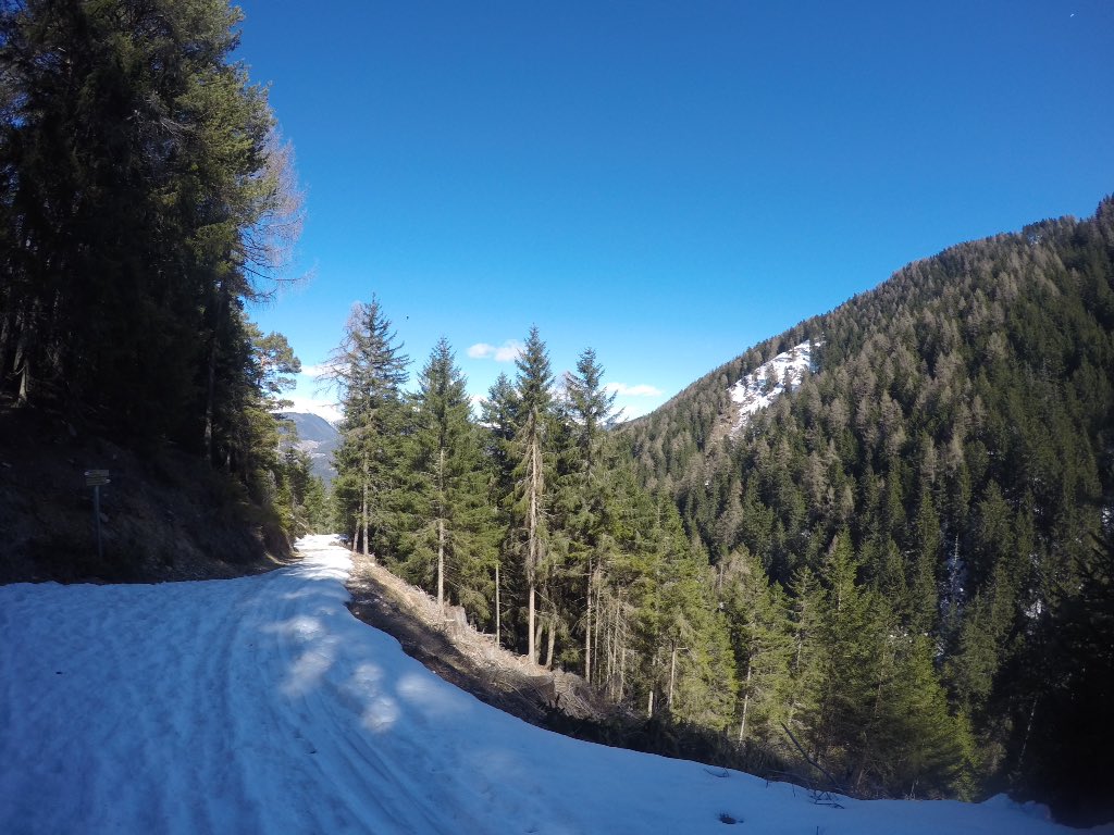 erik_schneider's tweet photo. #Kronplatz #bruneck #Ostern2016 https://t.co/fnwUy2IRKq