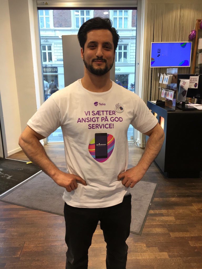 FISHBAITdesign's tweet photo. #startup @servicelovers now at Telia shops,Kbh. If you buy, download App + rate you get 25% off next buy #cphftw https://t.co/bUP4YqIhFX