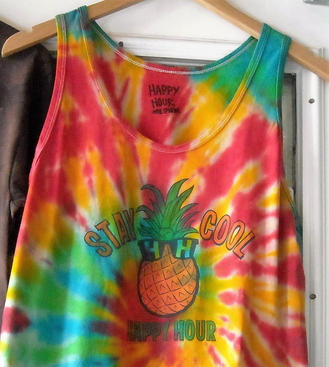 stevesboardshop's tweet image. #colours #lotsofcolours #HappyHourssunglasses #HappyHoursteeshirts #available @stevesboardshop #stevestonBC