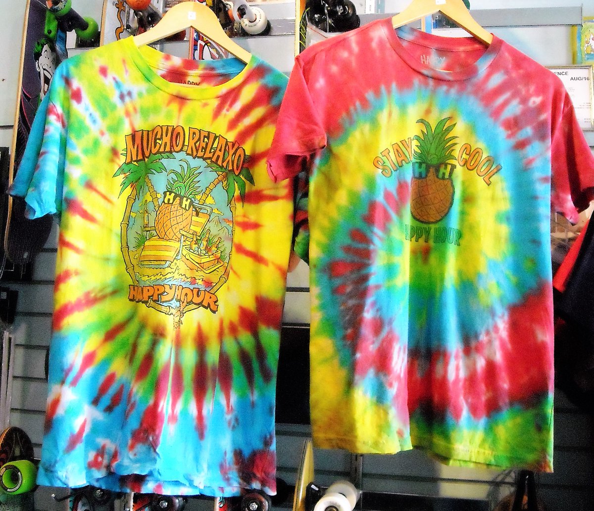 stevesboardshop's tweet image. #colours #lotsofcolours #HappyHourssunglasses #HappyHoursteeshirts #available @stevesboardshop #stevestonBC