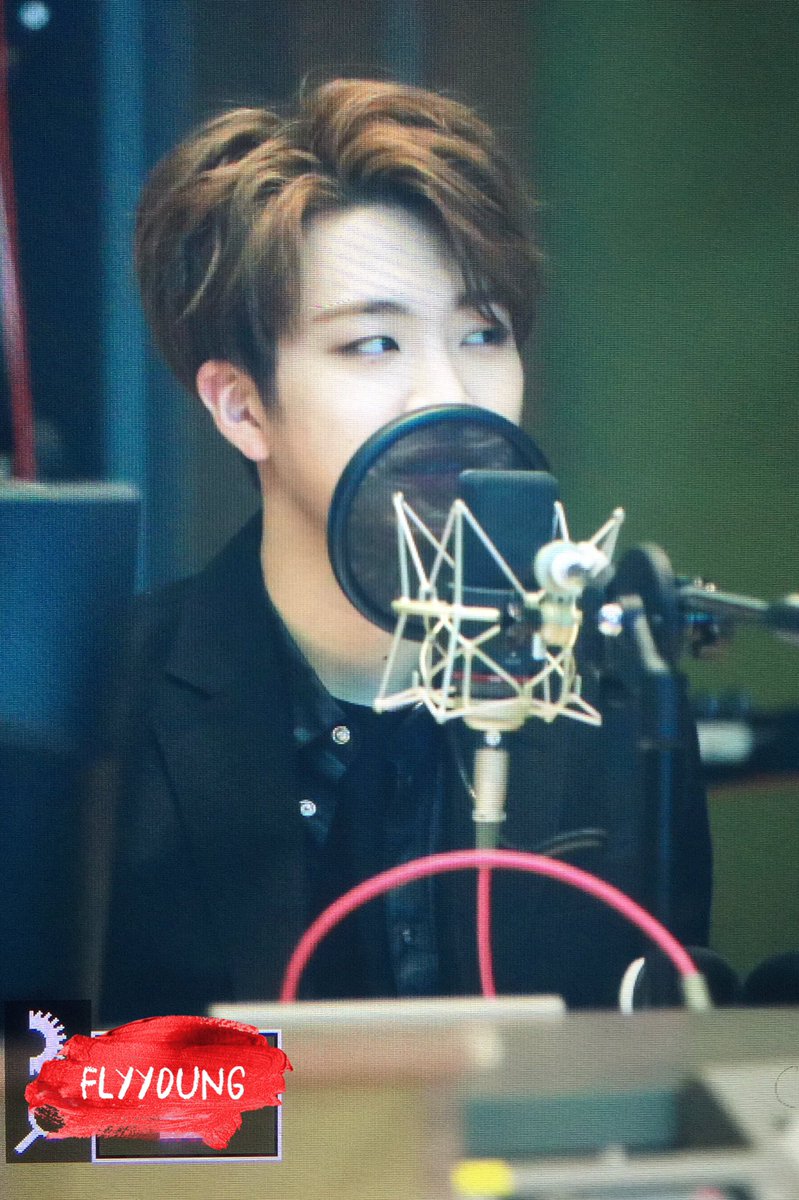 19960917com's tweet photo. 160419 정오의 희망곡 #갓세븐 #GOT7 #영재 #YOUNGJAE 🎙🎙🎙🎙🎙🎙🎙 https://t.co/1zebPx56hD