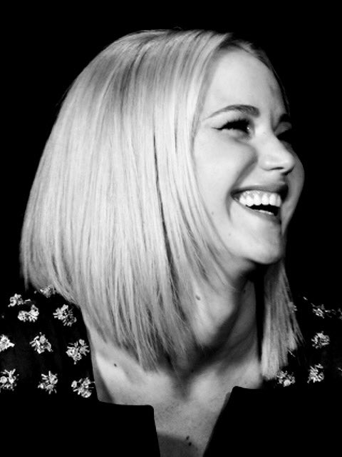 jenmishhearts's tweet photo. she's such a sweet cinnamon bun ❤️ I love her so much. I love seeing her this happy, her smile is so radiant. 😊 https://t.co/e7NgAo0ptw