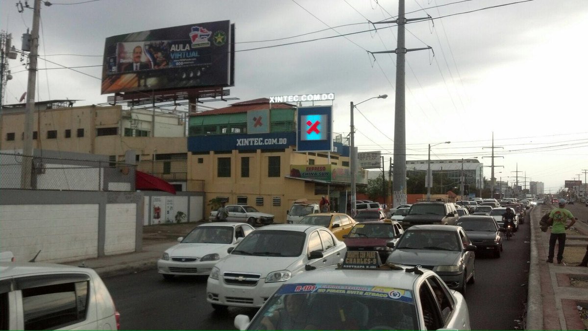 RDSiPuede's tweet photo. Seguimos trabajando!!! #AulaVirtualMovil #AulaVirtual #Yvamospormás  #RepúblicaDigital @DaniloMedina @DaniloRD2016 https://t.co/jOmH59YI7z