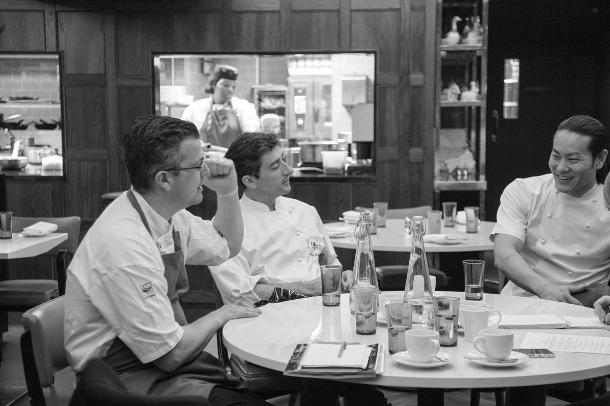 chefjun's tweet photo. Chatting about #fitzroviacollective with @ben_tish @SaltYardLdn @PiquetLDN https://t.co/qxGhp9xIAA
