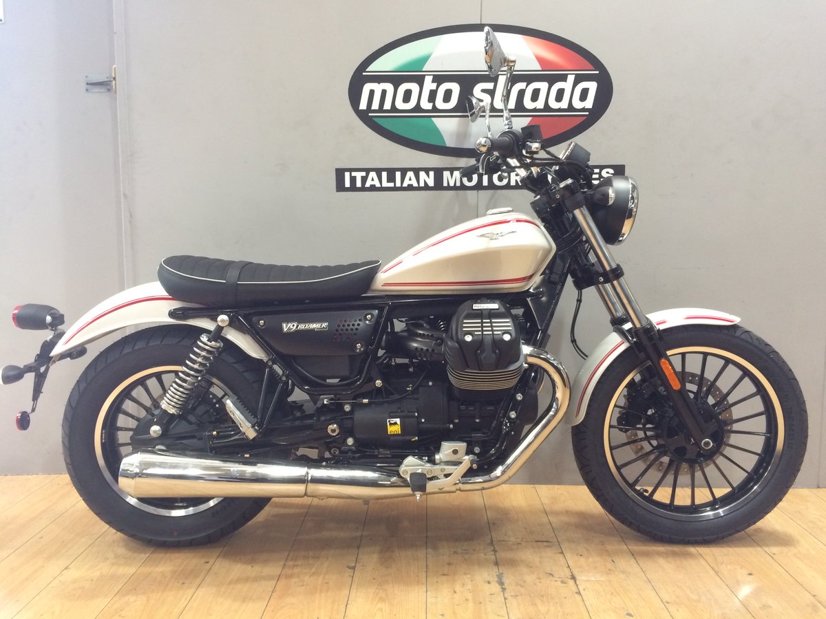 moto guzzi v9 scrambler