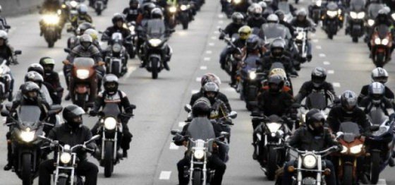 motoplanete's tweet photo. Après le succès de la manif' #STOPCT2RM la @ffmcnat demande le retrait du projet
https://t.co/xYVyMpvHaU #moto https://t.co/pSP7M7ESue