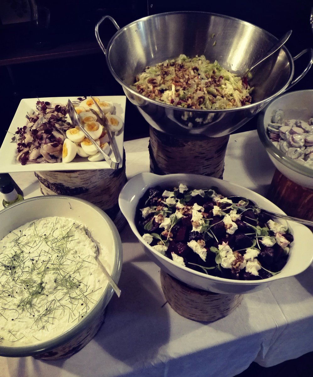 Darba dienas gardais un siltais brunch jau pavisam drīz vērs durvis vaļā saviem gardēžiem! Labu apetīti!