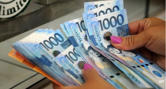 manuelimson's tweet photo. #Remittance by Filipino #MigrantWorkers grew in Feb to post its quickest pace in 8 months https://t.co/eOg28gE7QT https://t.co/92eDizU7A6