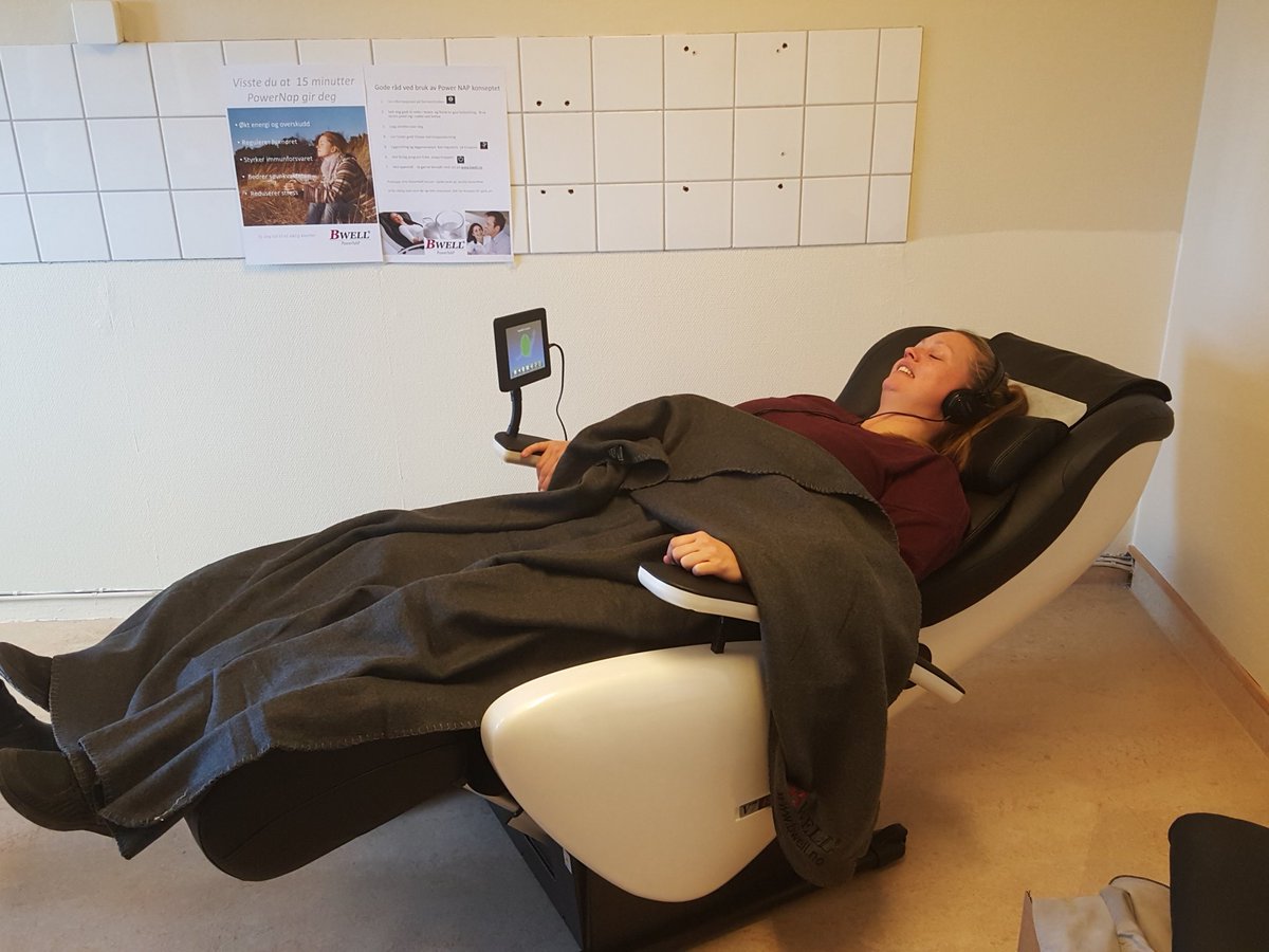 ingiertun's tweet photo. Vi tester PowerNap konsept, satser på avstressende positive ansatte innen  kort tid. https://t.co/yCkydwRBDk