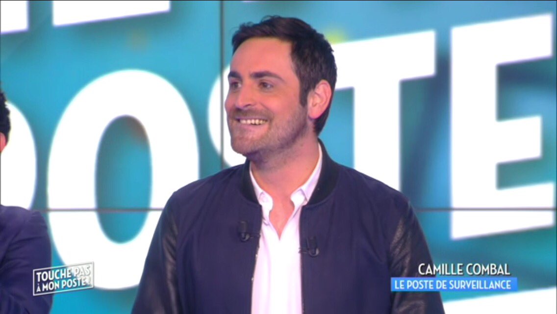Combalistas's tweet photo. Préparez vos lunettes de soleil, @CamilleCombal va vous éblouir encore une fois dans 4, 3, 2, 1... 😍😎
#UneDoseDeCam https://t.co/5zVl9GVwXU