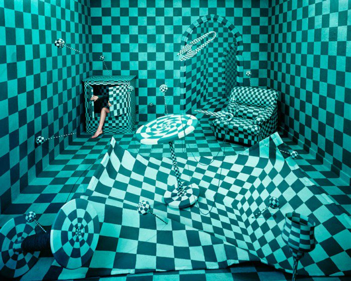 JeeYoung Lee builds captivating landscapes in her 3x6 metre studio: inda.ba/1SpeFj5