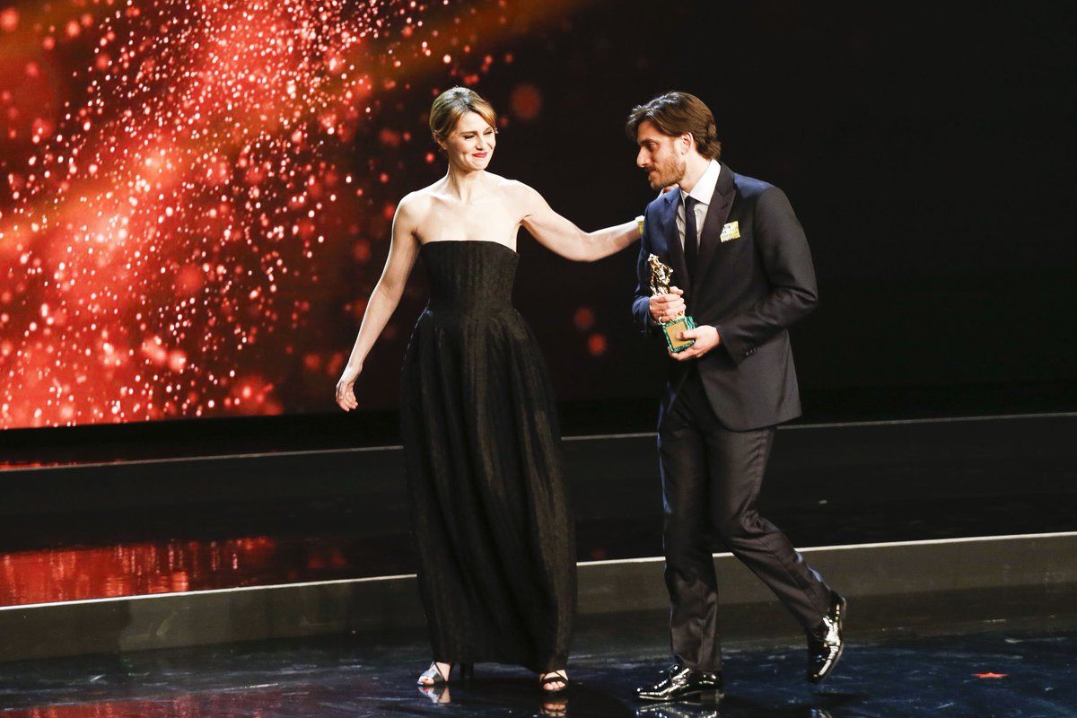 Webl0g's tweet image. Foto #David2016 @SkyUno