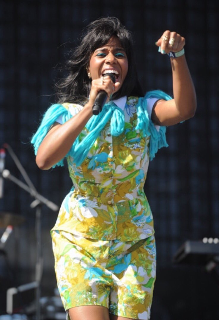 DeAnnesley's tweet photo. Wardrobe Stylist: April Roomet
Santigold 
@SIX3INHEELS @Santigold @coachella #santigold #coachella #wardrobestylist https://t.co/rvQz41MqzS
