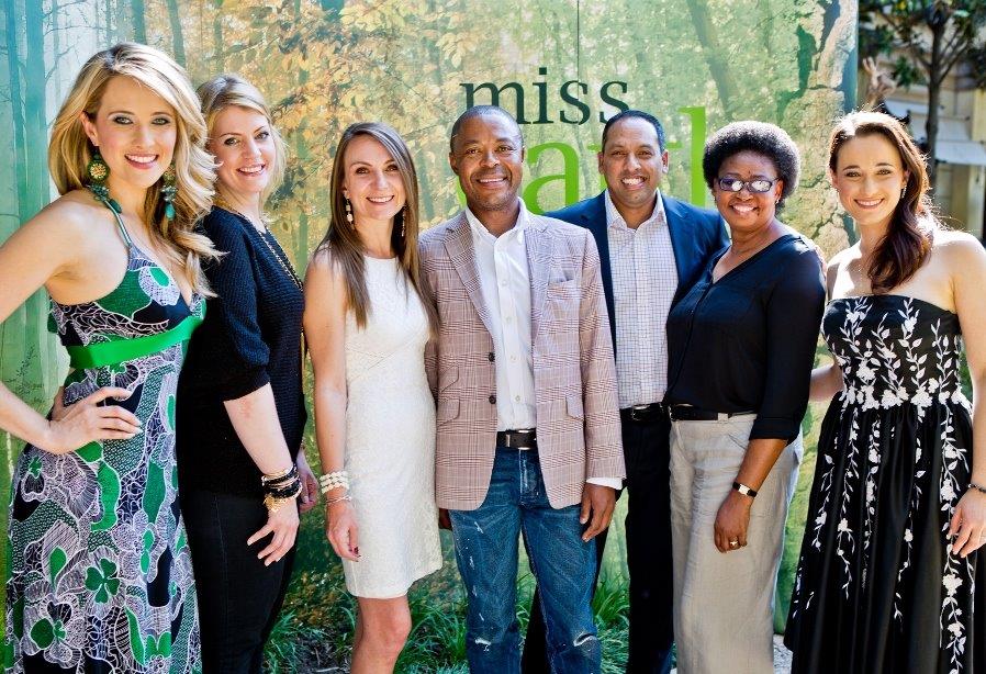 missearth_sa's tweet photo. #MissEarthSA Team with the @tsogosun Team at the #Palazzo Hotel! #TsogoTuesday #proudpartner #MissEarth2016 https://t.co/lTj4nUdLcD