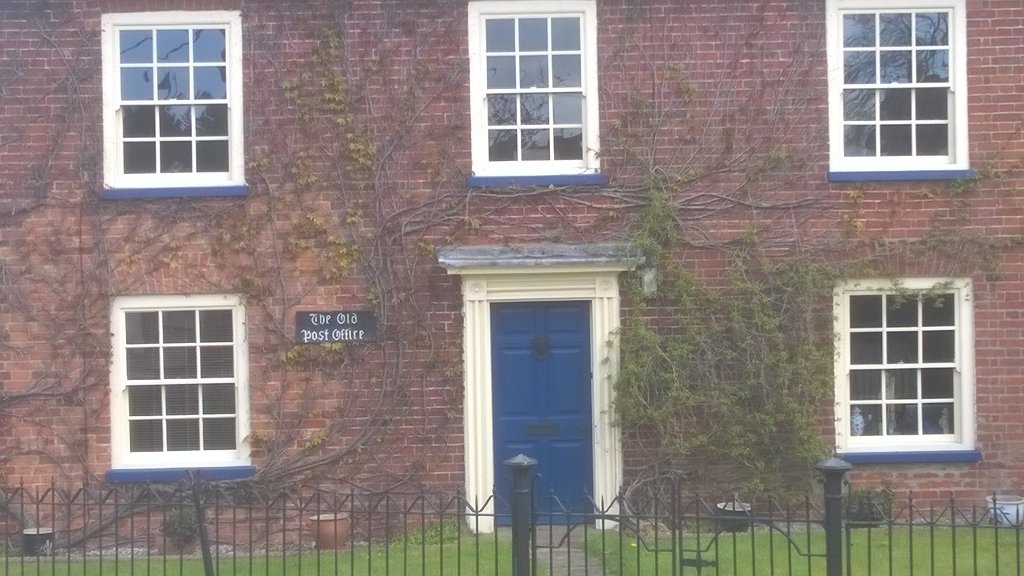 M_Condron's tweet image. The Old Post Office and the new Post Office in Wood Norton Tuesday's 10am - 11am @PostOfficeNews @PostOffice