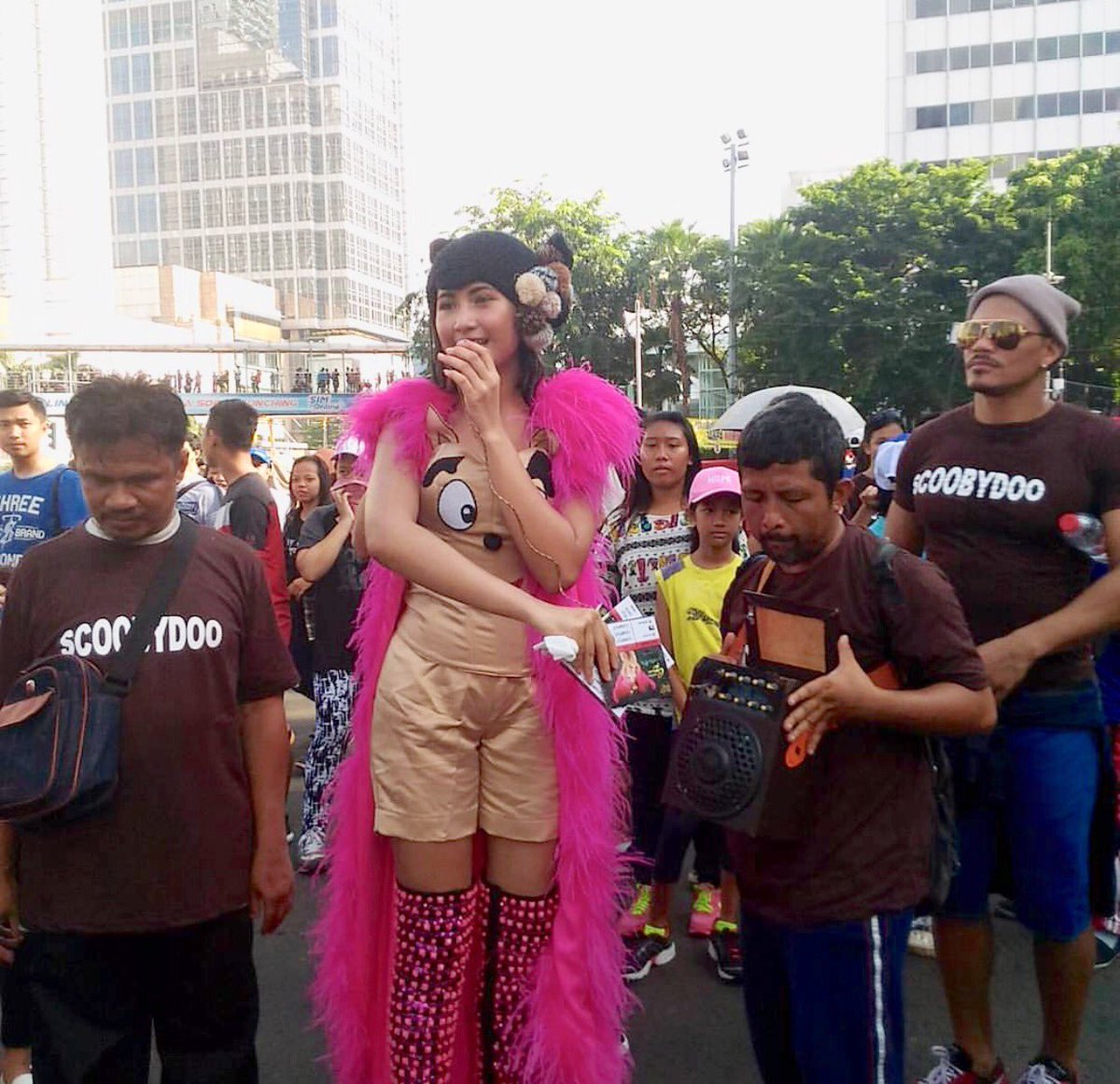 Bersyukurlah kita masi d berikan kenikmatan lbih dri pd dua bpk ini #respect #ratuScoobydoo #scoobydoo #cameliaputri