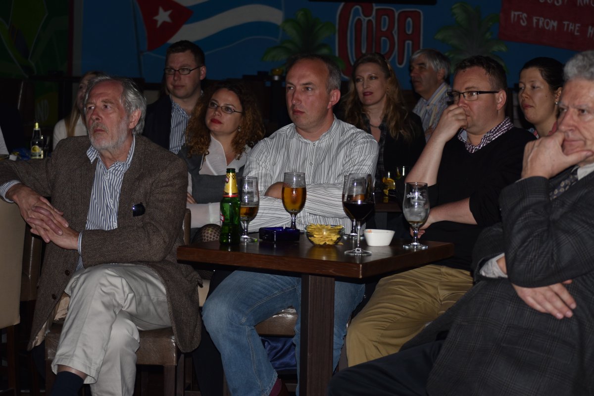 UKinCroatia's tweet photo. Pub talk about Shakespeare's portraits by Dr Vladimir Brljak at Caffe Bar History last night! #ShakespeareLives https://t.co/xOoPoePBiW
